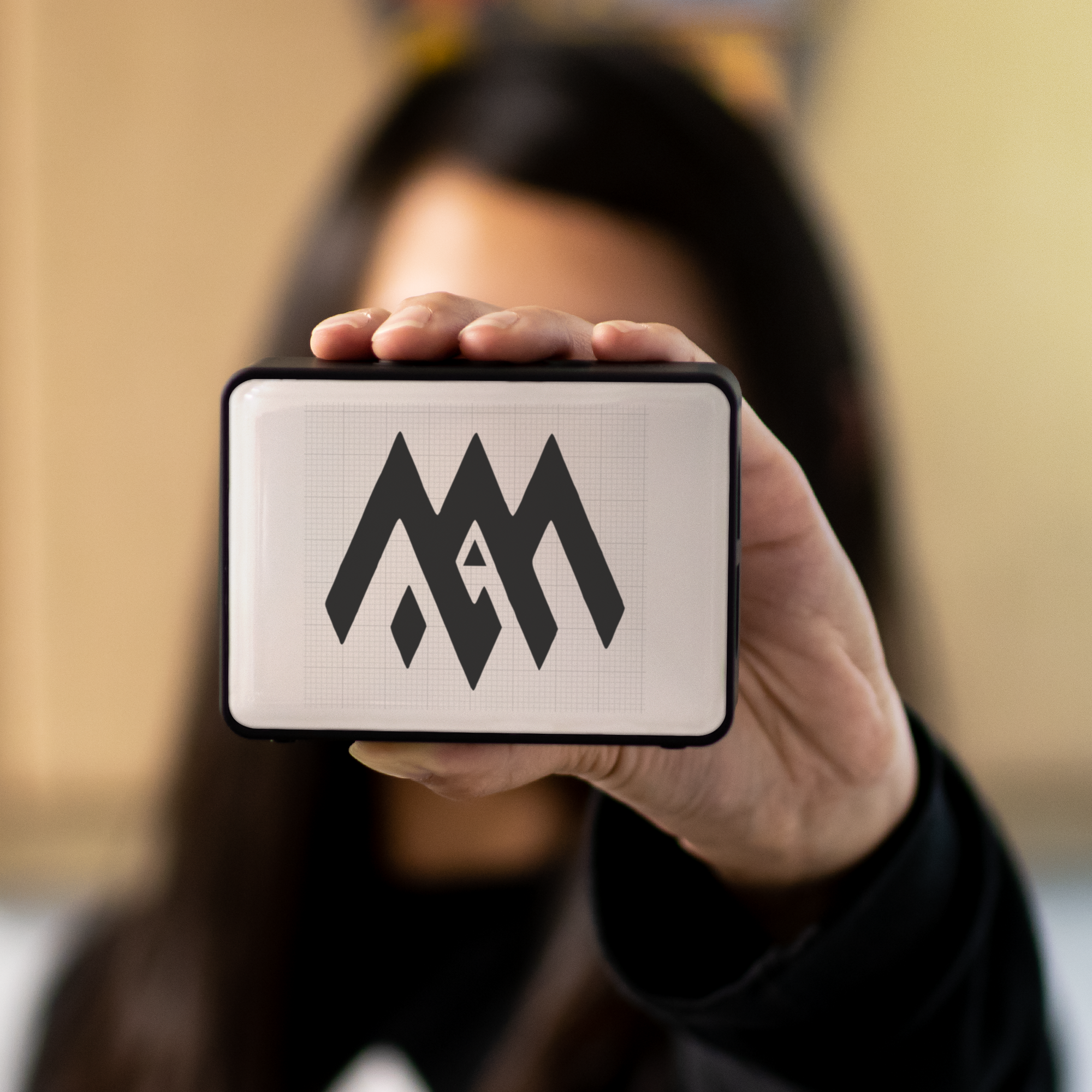 MAA_Bluetooth_Speaker_Lifestyle_02_Mockup.png_15895228